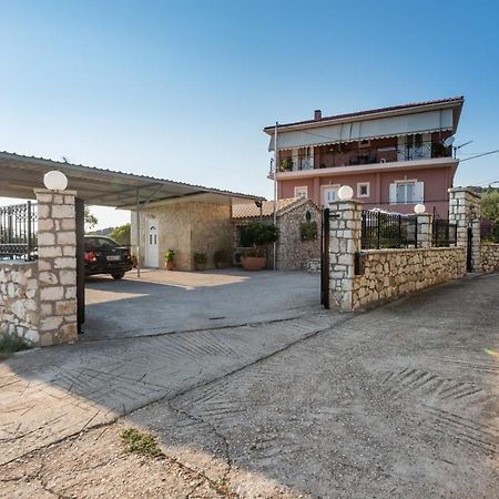 Sofias Cottage Razata Argostoli エクステリア 写真