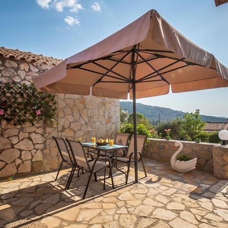 Sofias Cottage Razata Argostoli エクステリア 写真