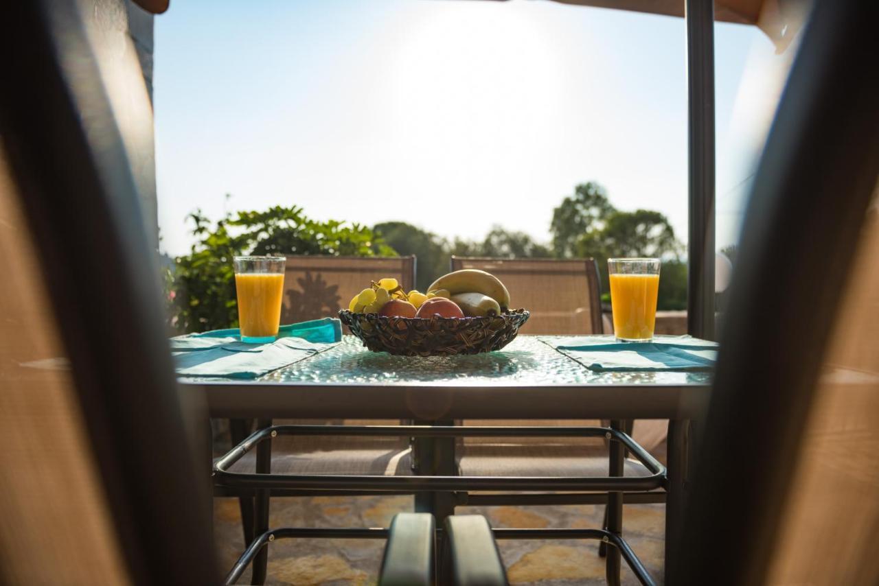 Sofias Cottage Razata Argostoli エクステリア 写真