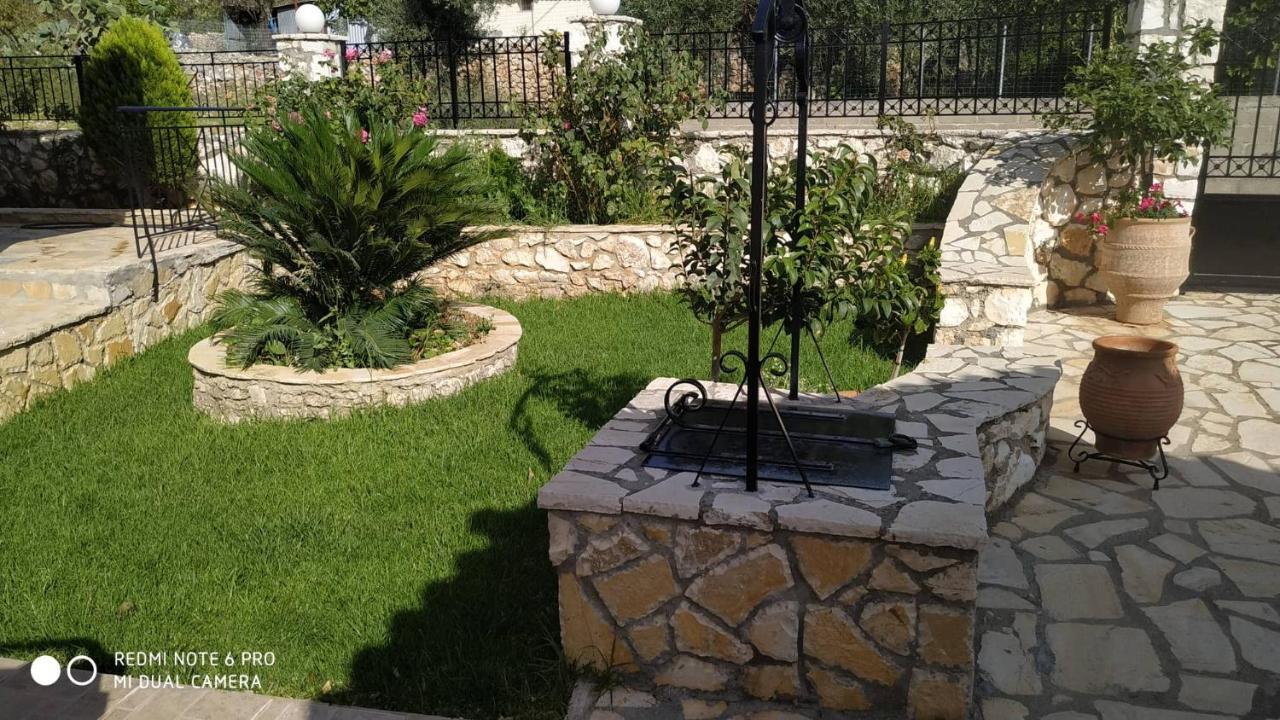 Sofias Cottage Razata Argostoli エクステリア 写真